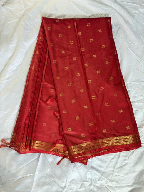 Vasthrlay Handwoven Saree