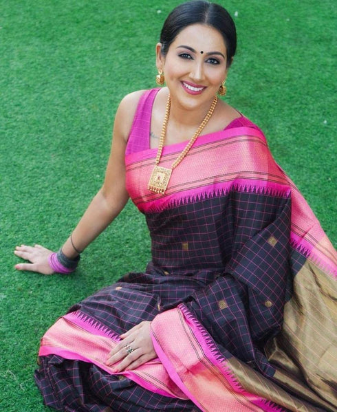 Vasthrlay Kanjivaram Saree