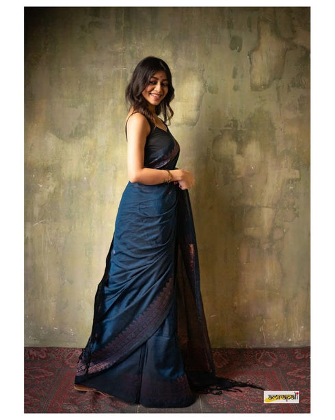 Vasthrlay Banarasi Unstitched Saree