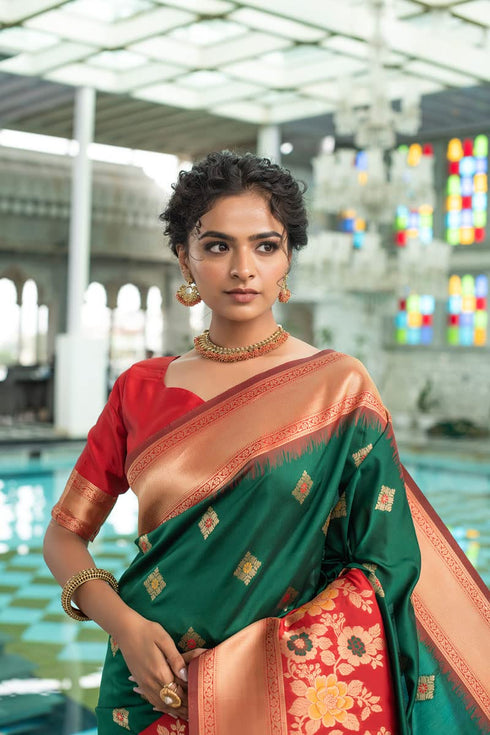 Vasthrlay Banarasi Designer Saree