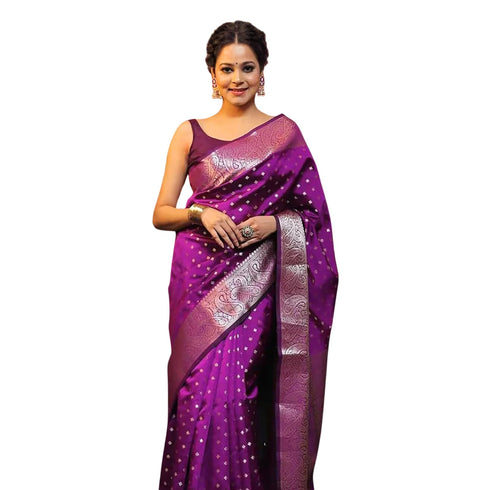 Vasthrlay Traditional Saree