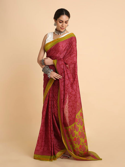 Vasthrlay Lightweight Breathable Traditional Printed Saree
