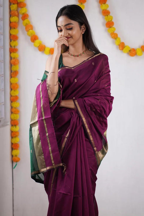 Vasthrlay Banarasi Unstitched Saree