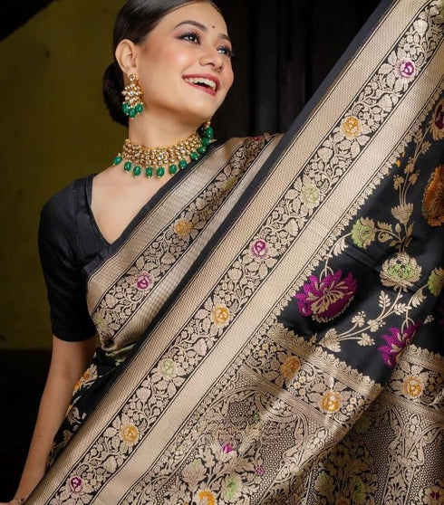 Vasthrlay Saree