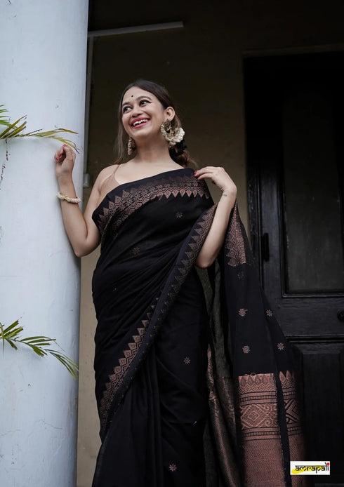 Vasthrlay Banarasi Unstitched Saree