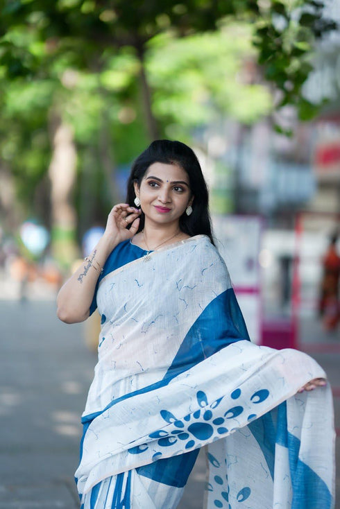 Vasthrlay Traditional Handloom Abstract Festival