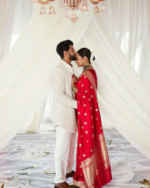 Vasthrlay Saree