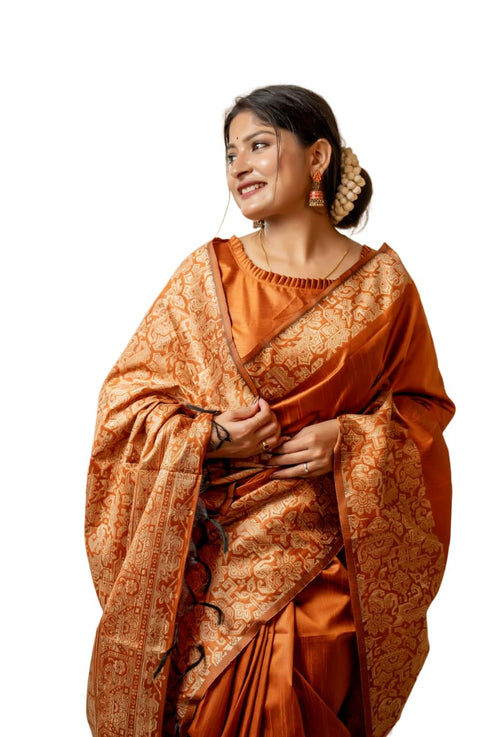 Vasthrlay Tussar Handloom Saree