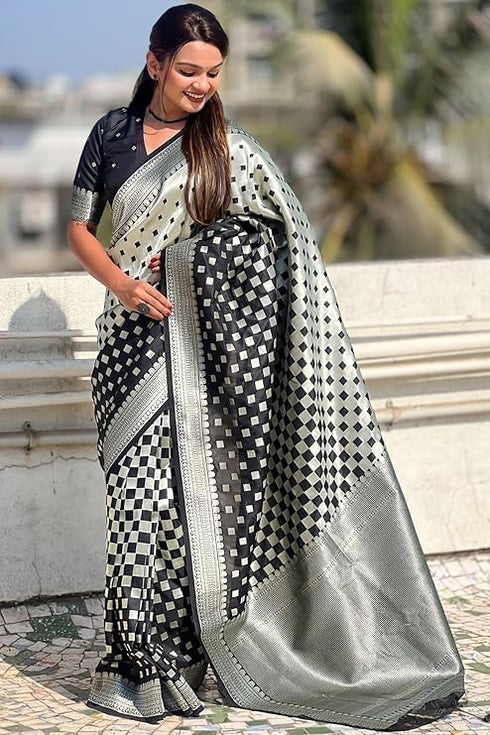 Vasthrlay Banarasi Unstitched Saree