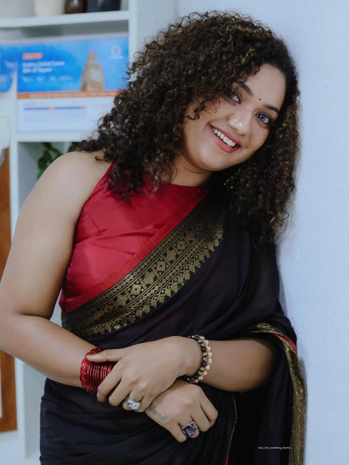 Vasthrlay Cotton Unstitched Saree