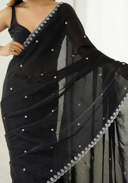 Vasthrlay Saree