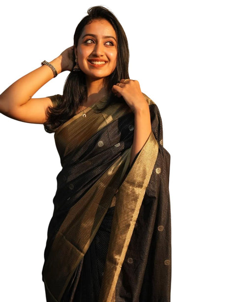 Vasthrlay Lavender Kanjivaram Saree