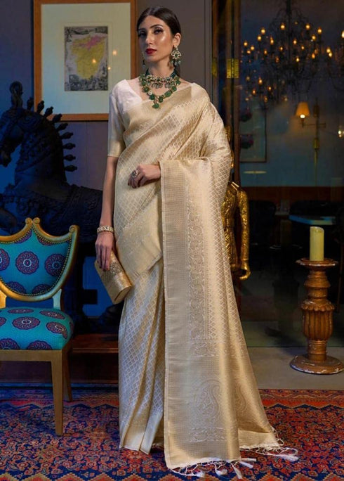 Vasthrlay Banarasi Border Saree