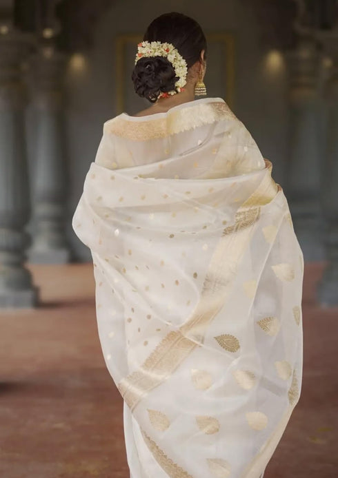 Vasthrlay Cotton Unstitched Saree