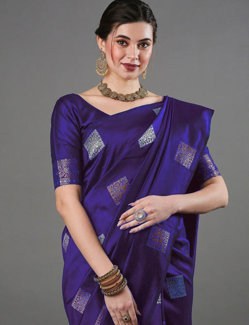 Vasthrlay Banarasi Saree