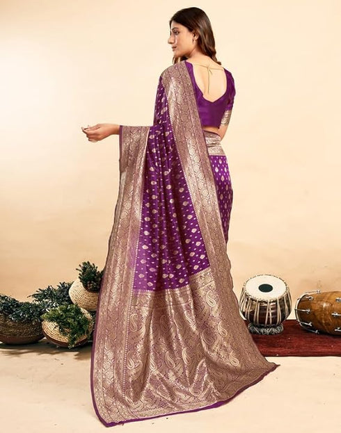 Vasthrlay Jacquard Kanjivaram Unstitched Light Green Saree