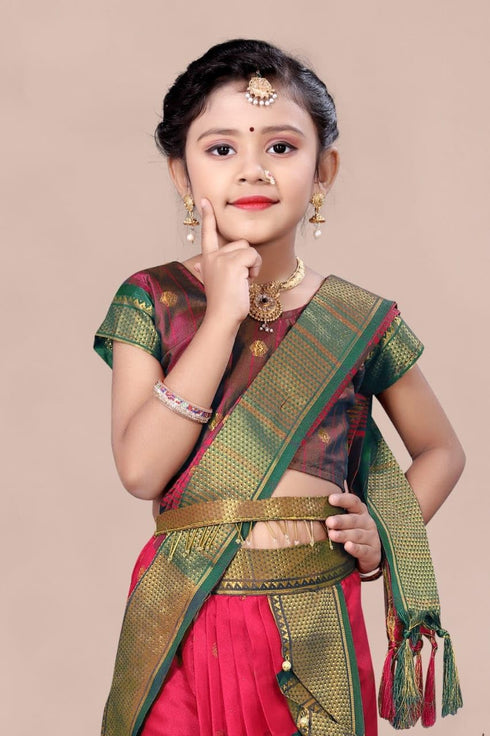 Vasthrlay Beautiful Gorgeous Maharashtrian Traditional
