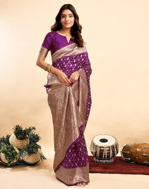 Vasthrlay Jacquard Kanjivaram Unstitched Light Green Saree