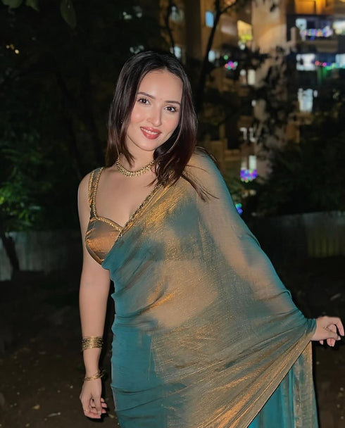 Vasthrlay Border Unstitched Saree