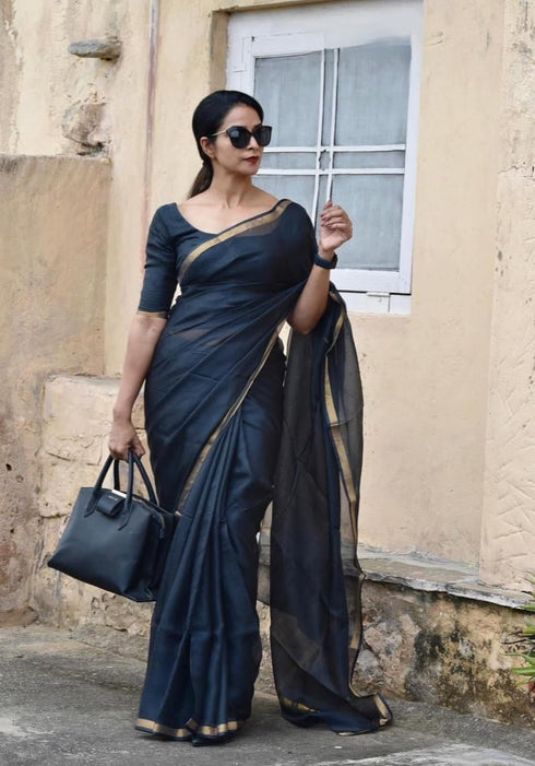 Vasthrlay Handloom Zari Saree