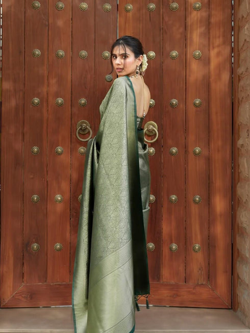 Vasthrlay Kanjivaram Saree