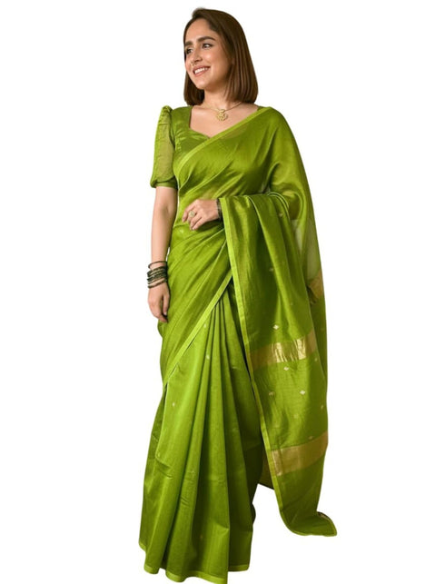 Vasthrlay Silver Unstitched Saree