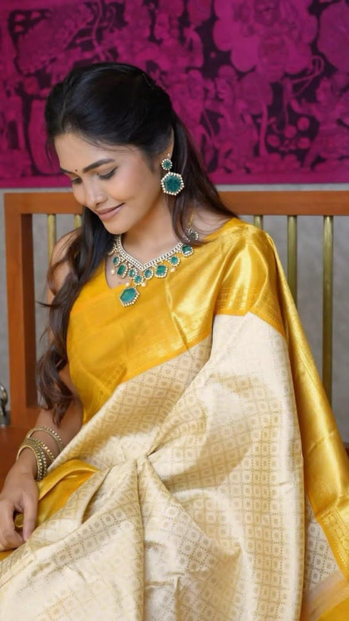 Vasthrlay Kanjivaram Wedding Saree