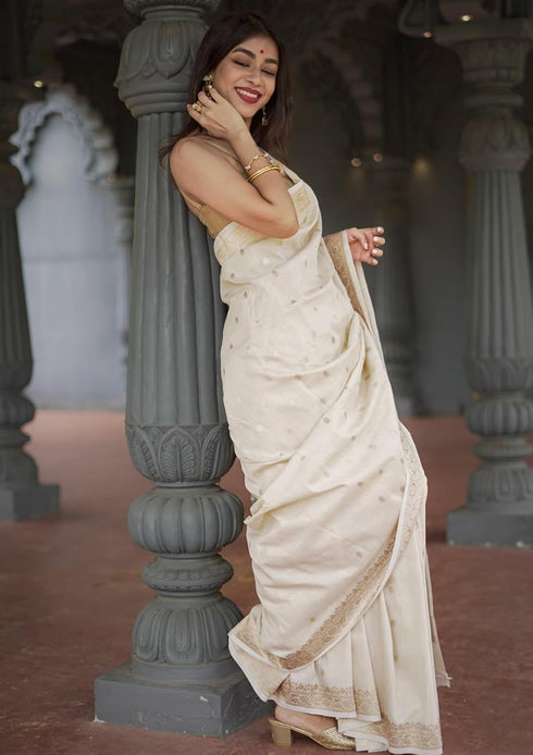 Vsathrlay Peach Banarasi Kanchipuram Ethnic Wear