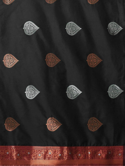 Vasthrlay Banarasi Saree