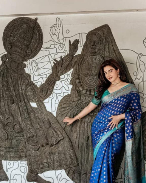 Vasthrlay Kanjivaram Woven Saree