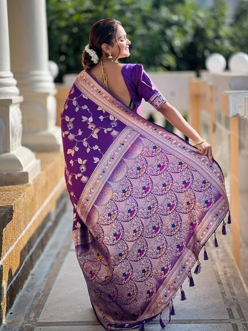 Vasthrlay Jacquard Unstitched Saree