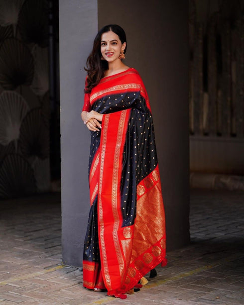 Vasthrlay Black Kanjivaram Saree