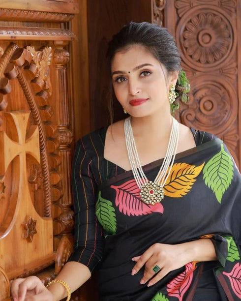 Vasthrlay Kanjivaram Traditional Saree