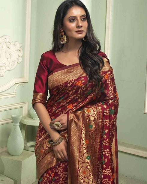 Vasthrlay Banarasi Saree