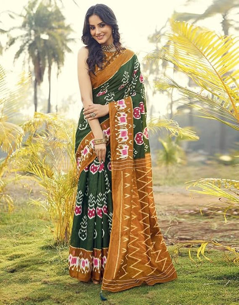 Vasthrlay Womens Printed Unstitched Maroon Saree