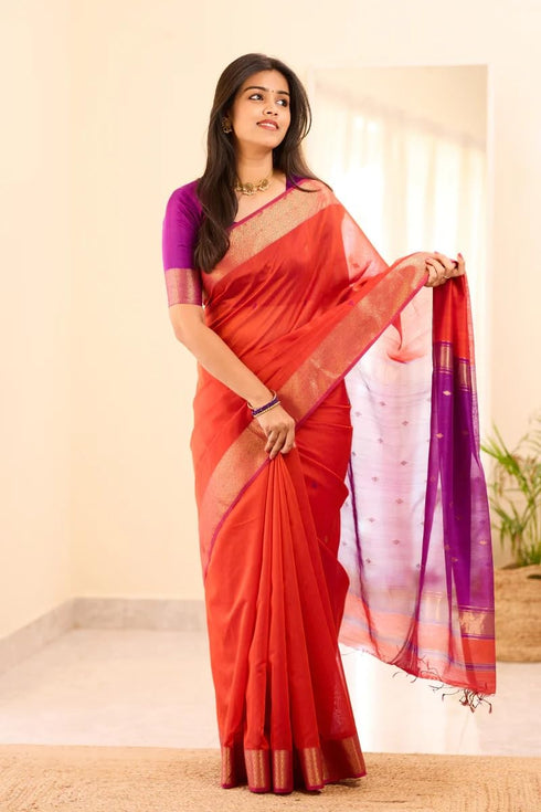 Vasthrlay Traditional Unstitched Saree