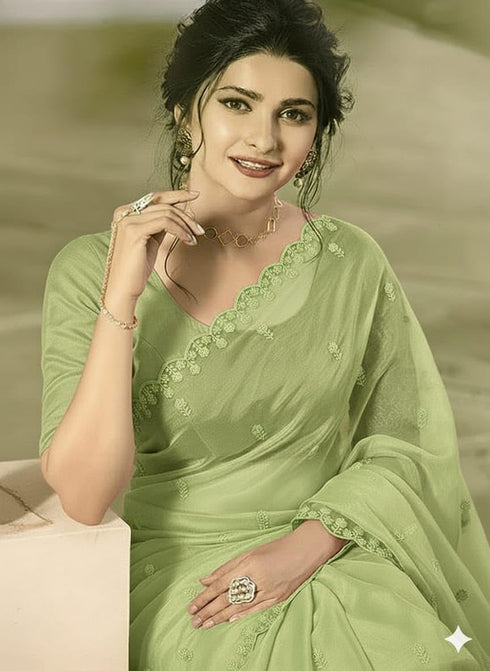 Vasthrlay Lightweightsaree Traditional Piece Az Ys Aarini Ethnic Wear