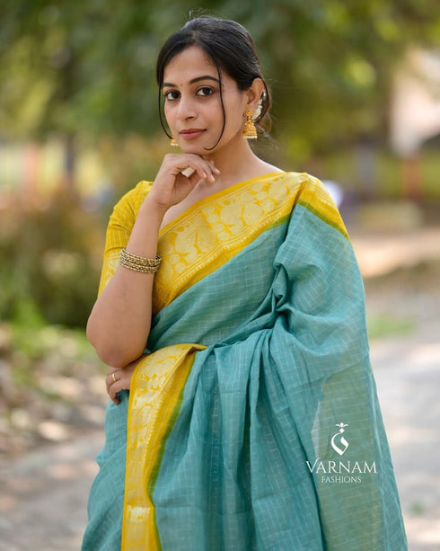 Vasthrlay Kanjivaram Traditional Saree