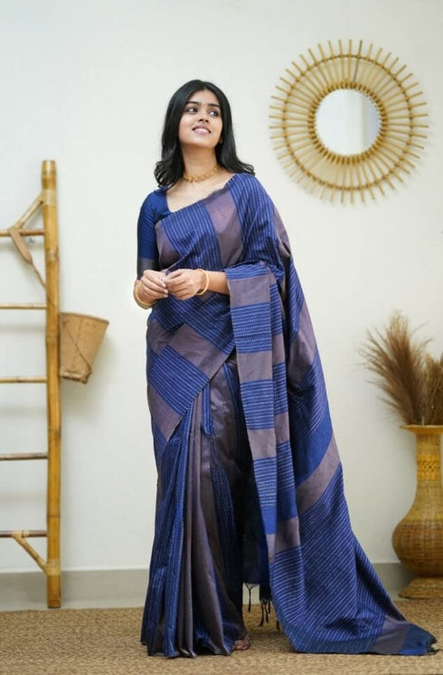 Vasthrlay Banarasi Unstitched Saree