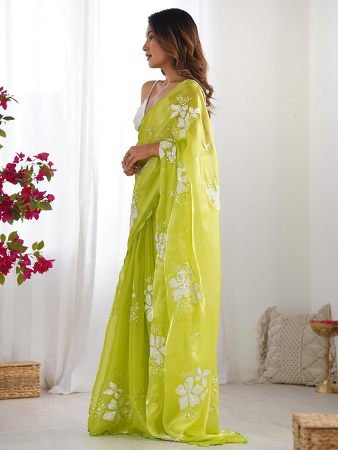 Vasthrlay Handcrafted Embroidered Contrast Rt Ethnic Wear