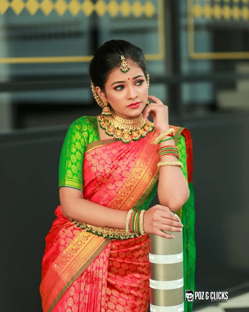Vasthrlay Green Banarasi Saree