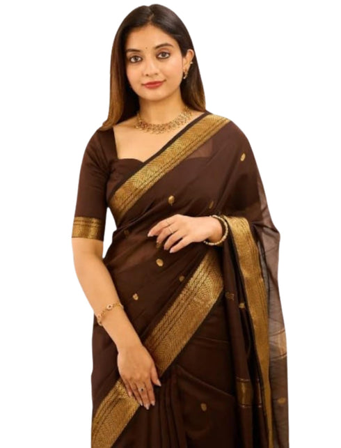Vasthrlay Traditional Unstitched Saree