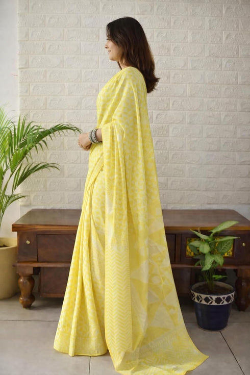 Vasthrlay Geometric Printed Lightweight