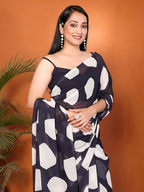 Vasthrlay Multicolour Floral Printed Gerogette Saree With Zari Pallu And Unstitched Blouse Piece