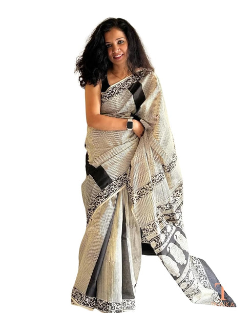 Vasthrlay Elegant Off White Paisley Lightweight