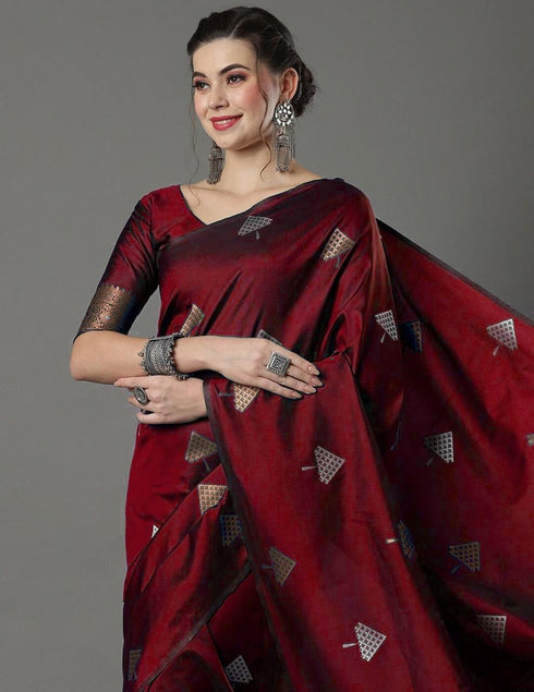 Vasthrlay Banarasi Saree