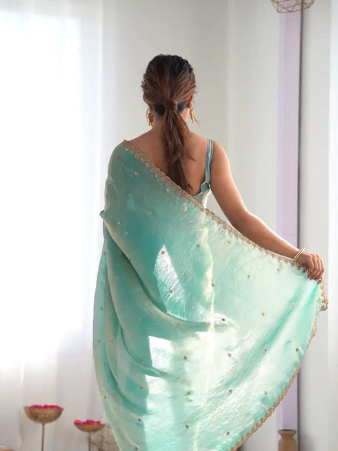 Vasthrlay Saree