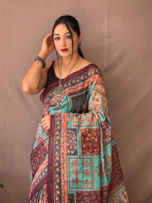 Vasthrlay White Printed Unstitched Saree