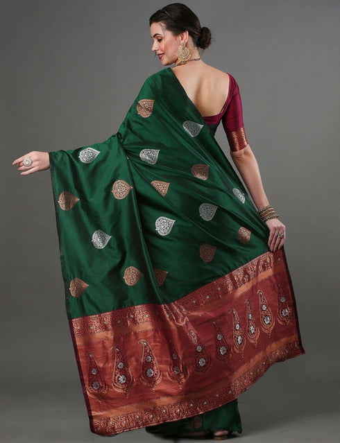 Vasthrlay Banarasi Saree