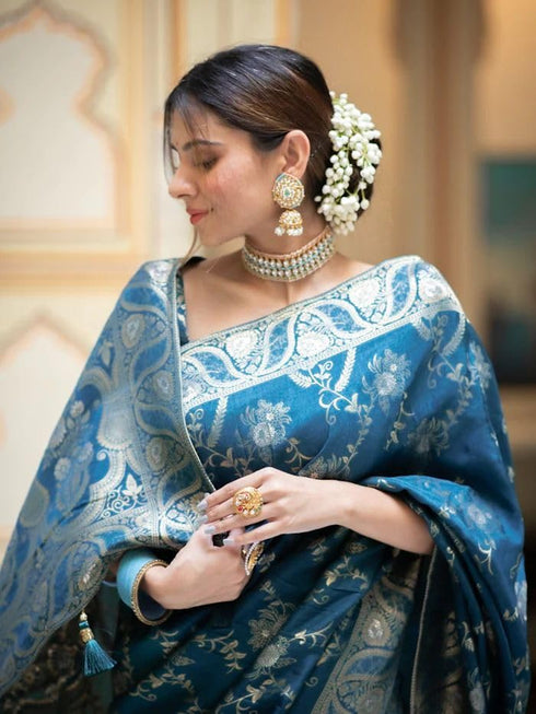 Vasthrlay Kanjivaram Saree